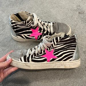 Steve Madden Super Cute Sneakers